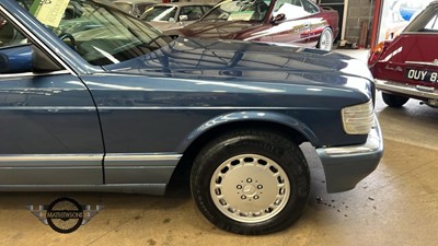 Lot 438 - 1990 MERCEDES 500 SEC AUTO