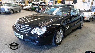 Lot 40 - 2004 MERCEDES SL 350 AUTO