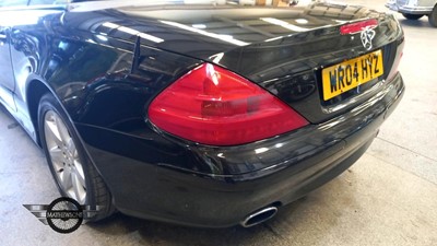 Lot 40 - 2004 MERCEDES SL 350 AUTO