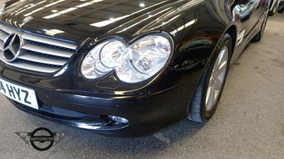 Lot 40 - 2004 MERCEDES SL 350 AUTO