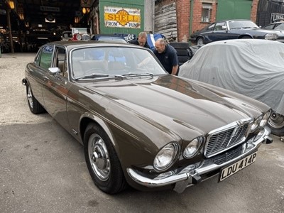 Lot 179 - 1975 JAGUAR XJ12