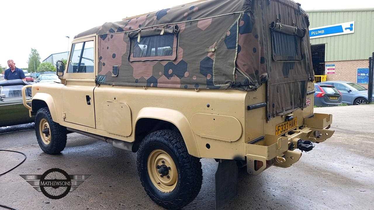 Lot 314 1989 LAND ROVER EX MILITARY 110 PERENTIE 4x4