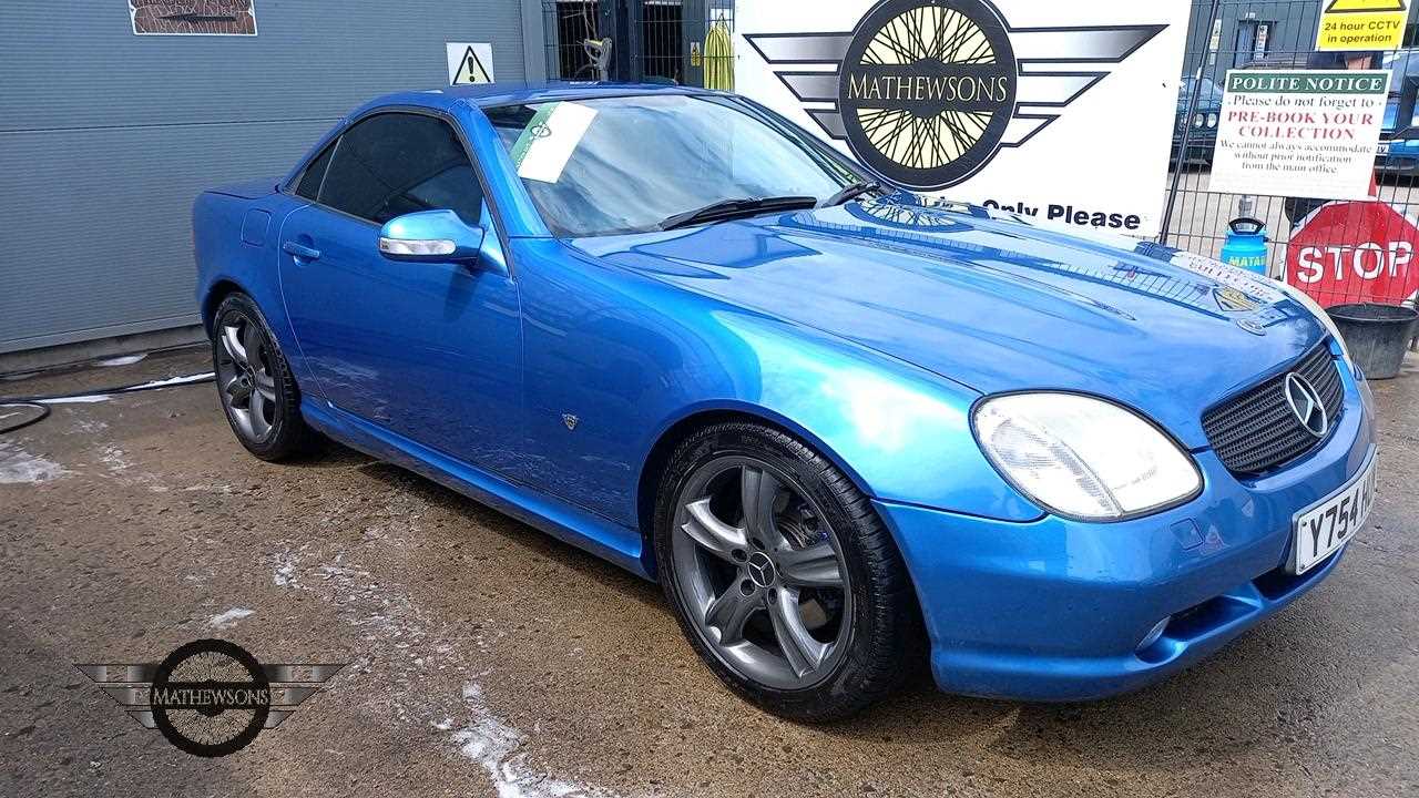 Lot 480 - 2001 MERCEDES SLK 320 AUTO