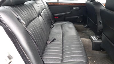 Lot 650 - 1982 DAIMLER SOVEREIGN 4.2 AUTO