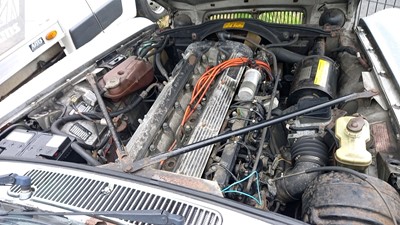 Lot 650 - 1982 DAIMLER SOVEREIGN 4.2 AUTO