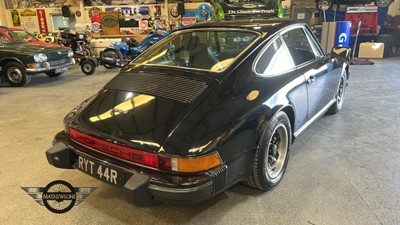 Lot 18 - 1977 PORSCHE 911