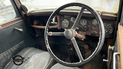 Lot 182 - 1932 AUSTIN SALOON