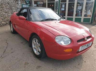 Lot 192 - 1999 MG F