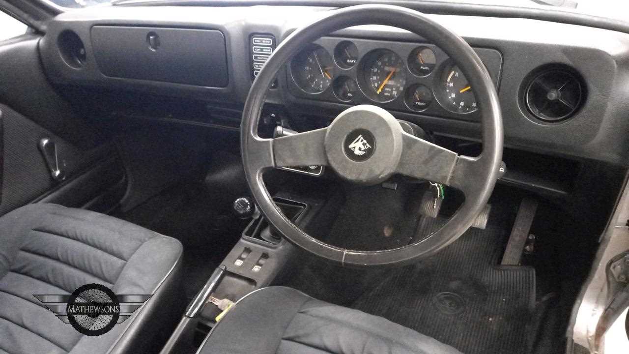 Lot 214 1974 VAUXHALL MAGNUM 2300 lot-214-1974-vauxhall-magnum-2300