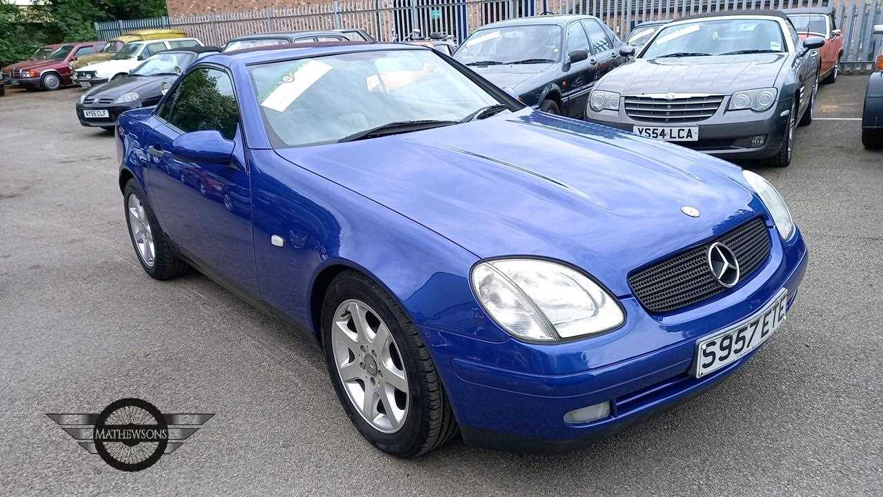 Lot 437 - 1998 MERCEDES SLK 230 KOMPRESSOR AUTO