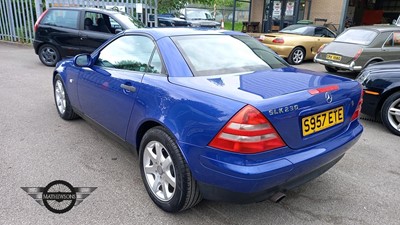 Lot 437 - 1998 MERCEDES SLK 230 KOMPRESSOR AUTO