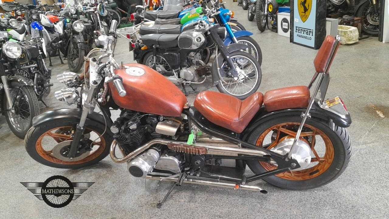 Lot 424 - 1979 SUZUKI GS 1000 CHOPPER