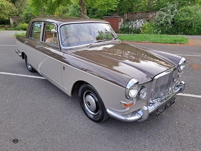 Lot 790 - 1968 VANDEN PLAS 4 LITRE