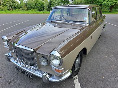 Lot 790 - 1968 VANDEN PLAS 4 LITRE