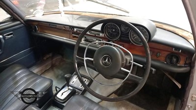 Lot 704 - 1972 MERCEDES 280 SE 3.5 AUTO