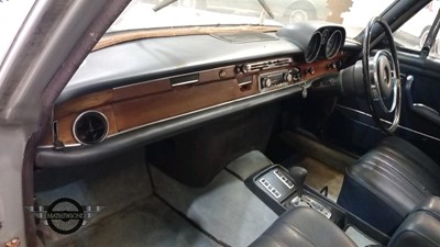 Lot 704 - 1972 MERCEDES 280 SE 3.5 AUTO