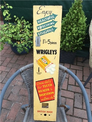 Lot 201 - WRIGLEYS VENDING MACHINE