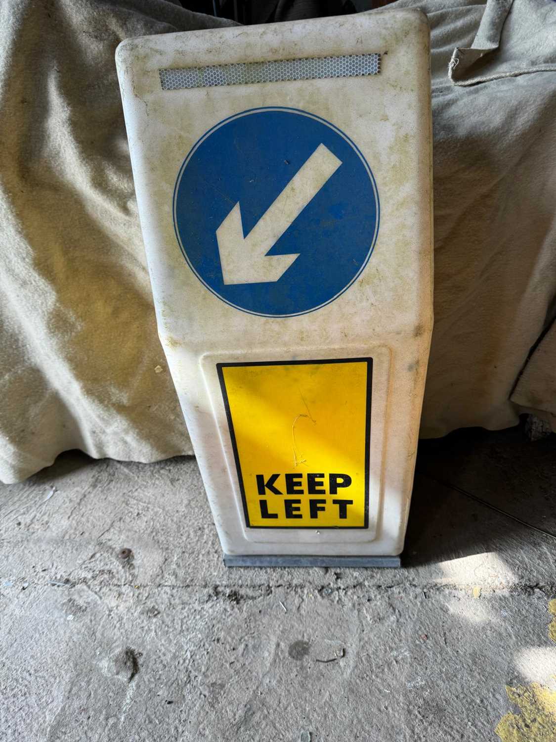 Lot 387 - LIGHT -UP KEEP LEFT BOLLARD 36