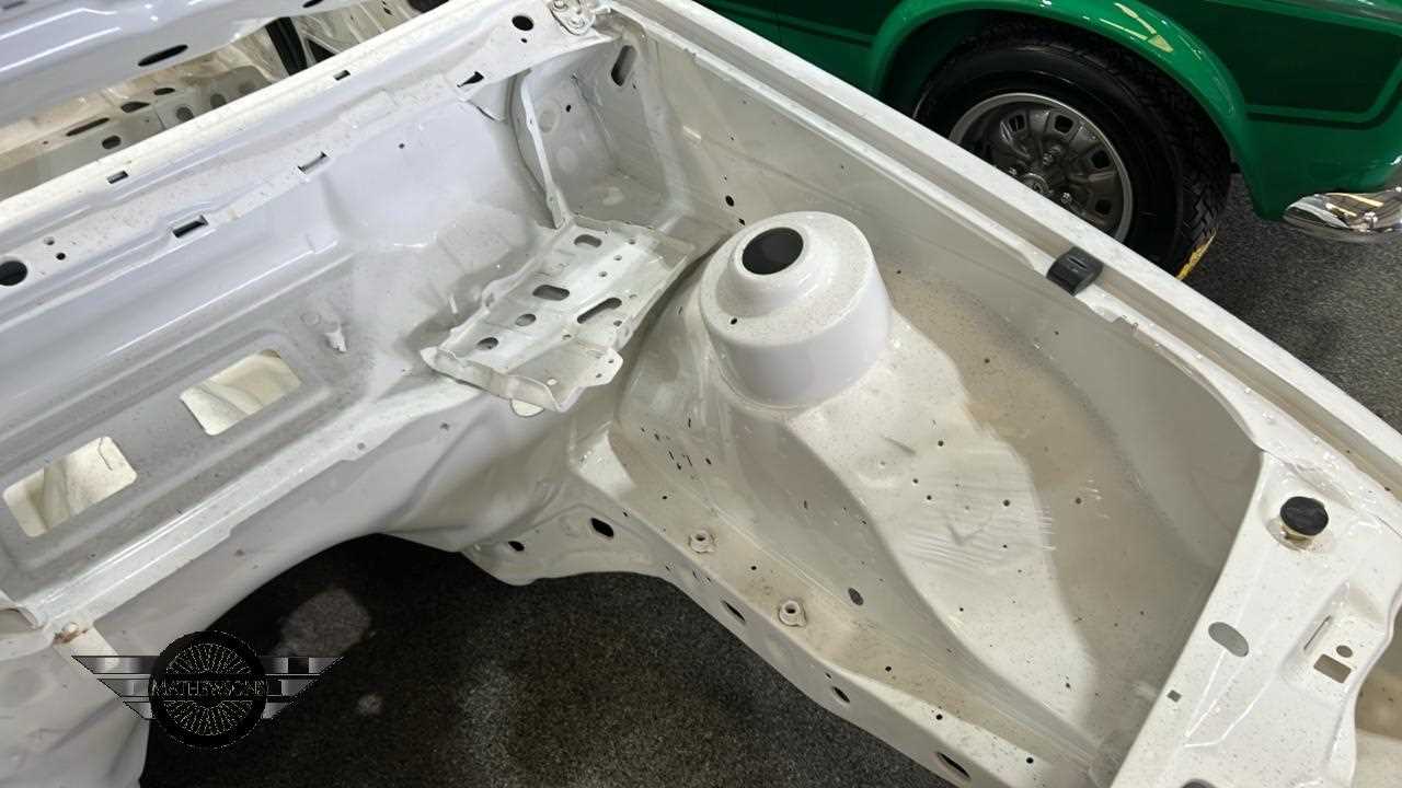 Lot 680 - 1986/87 FORD SIERRA COSWORTH BODYSHELL