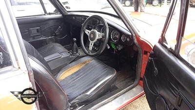 Lot 28 - 1972 MG B GT