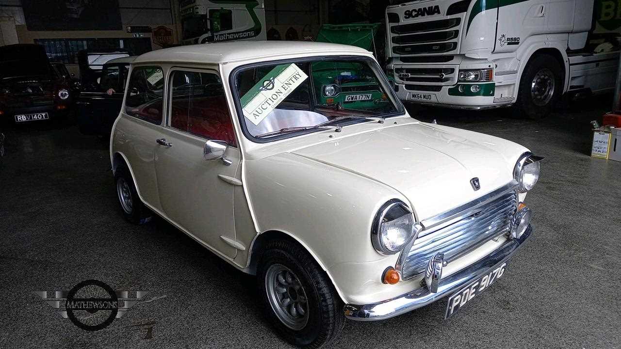 Lot 170 - 1969 MORRIS MINI 1000