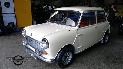 Lot 170 - 1969 MORRIS MINI 1000