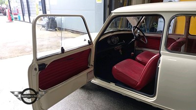 Lot 170 - 1969 MORRIS MINI 1000