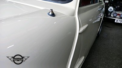 Lot 170 - 1969 MORRIS MINI 1000