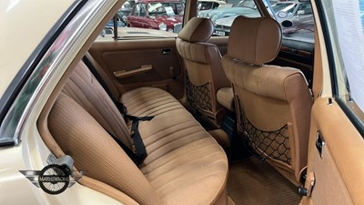 Lot 338 - 1985 MERCEDES 230 E AUTO