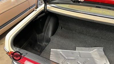 Lot 338 - 1985 MERCEDES 230 E AUTO