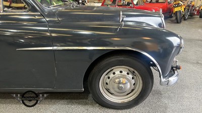 Lot 592 - 1954 MG MAGNETTE