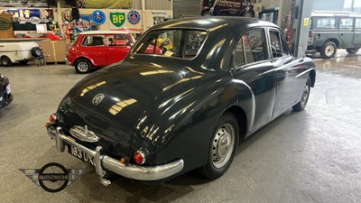 Lot 592 - 1954 MG MAGNETTE