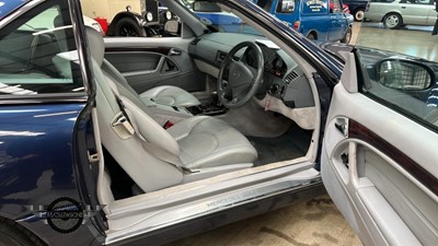 Lot 178 - 1999 MERCEDES SL320 AUTO