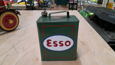 Lot 312 - 1939 ESSO 2 GALLON FUEL CAN