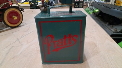 Lot 495 - 1938 PRATTS 2 GALLON FUEL CAN