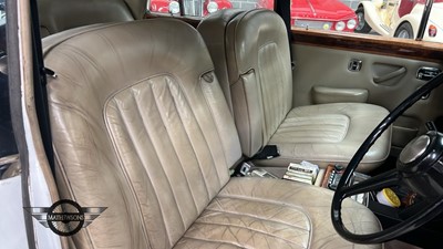 Lot 148 - 1975 ROLLS ROYCE SILVER SHADOW 2