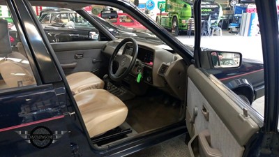 Lot 574 - 1998 ROVER MAESTRO L