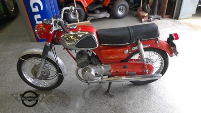 Lot 500 - 1966 SUZUKI S32