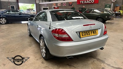 Lot 782 - 2005 MERCEDES SLK280 AUTO