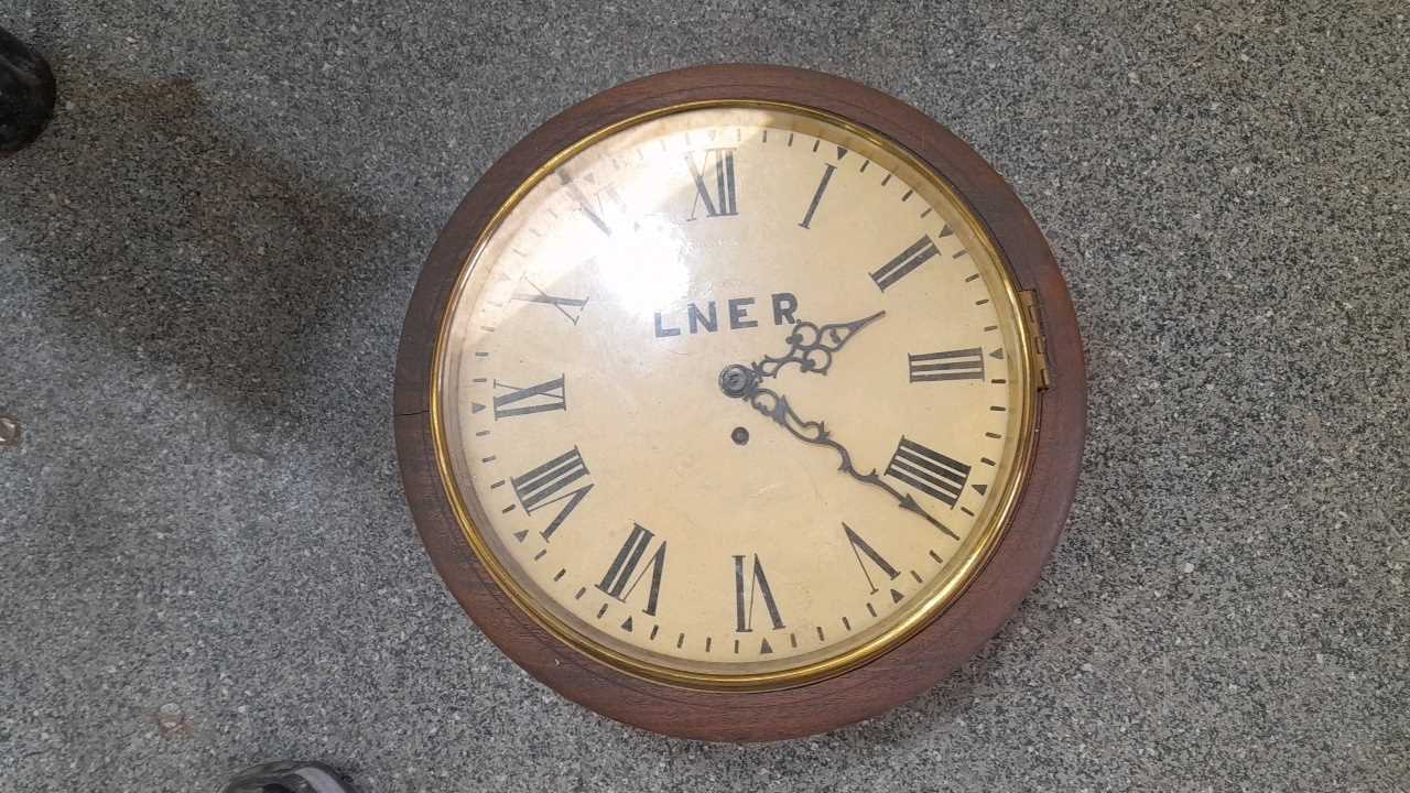 Lot 210 - LNER STYLE CLOCK  12"