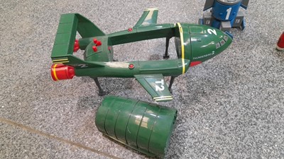 Lot 855 - 3X THUNDERBIRD MODELS