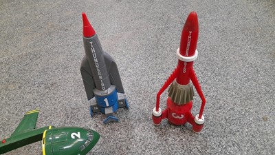 Lot 855 - 3X THUNDERBIRD MODELS