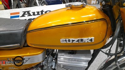 Lot 380 - 1975 SUZUKI 250 GT