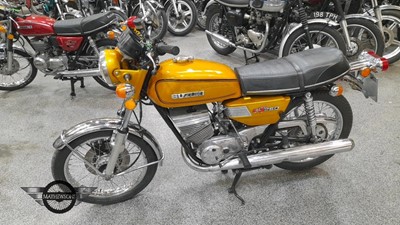 Lot 380 - 1975 SUZUKI 250 GT