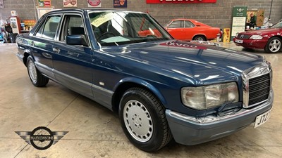 Lot 390 - 1992 MERCEDES 300 SE AUTO