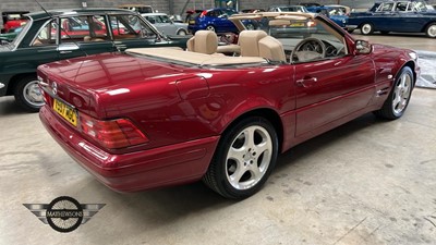 Lot 96 - 1999 MERCEDES SL320 AUTO