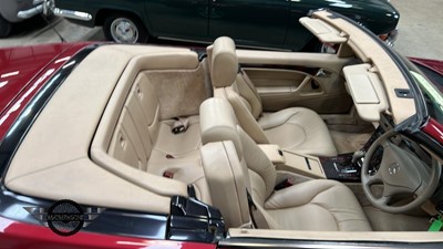 Lot 96 - 1999 MERCEDES SL320 AUTO