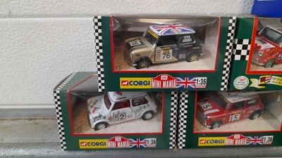 Lot 793 - SELECTION OF CORGI MINI MODELS 1.36 SCALE