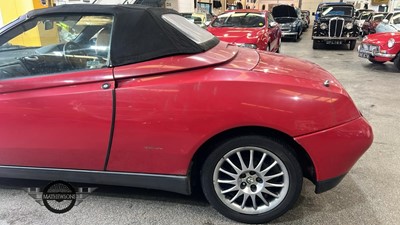 Lot 822 - 1997 ALFA ROMEO SPIDER T SPARK 16 V