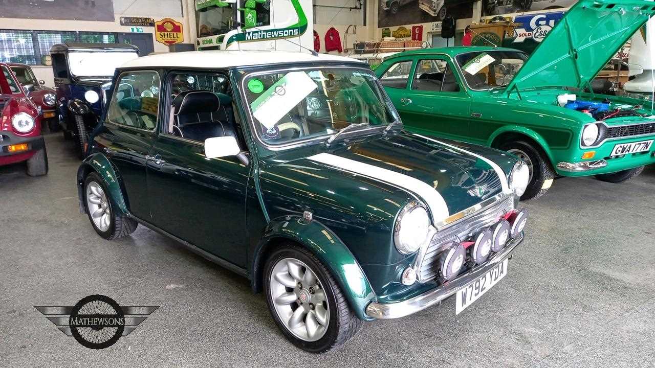 Lot 52 - 2000 ROVER MINI COOPER